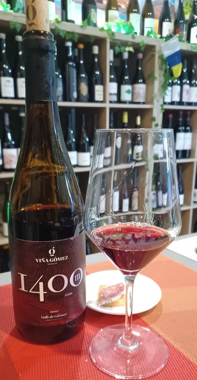 Viña Gómez 1400 m Tinto